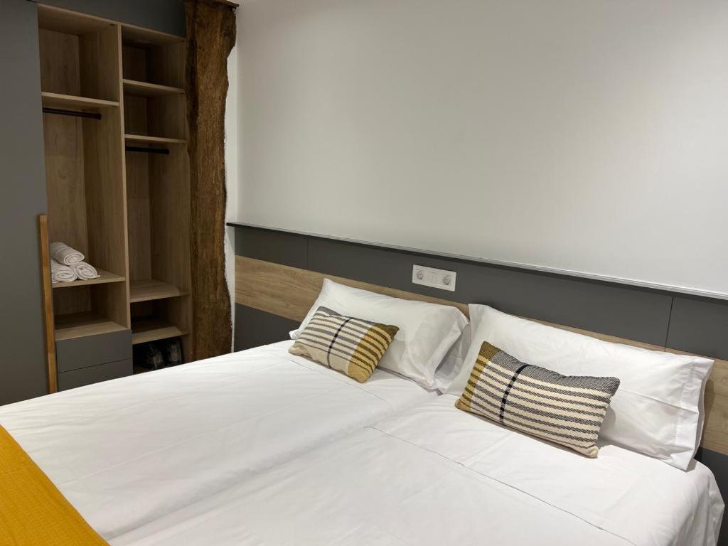 Apartamento Deluxe Casco Viejo Bilbao Esterno foto