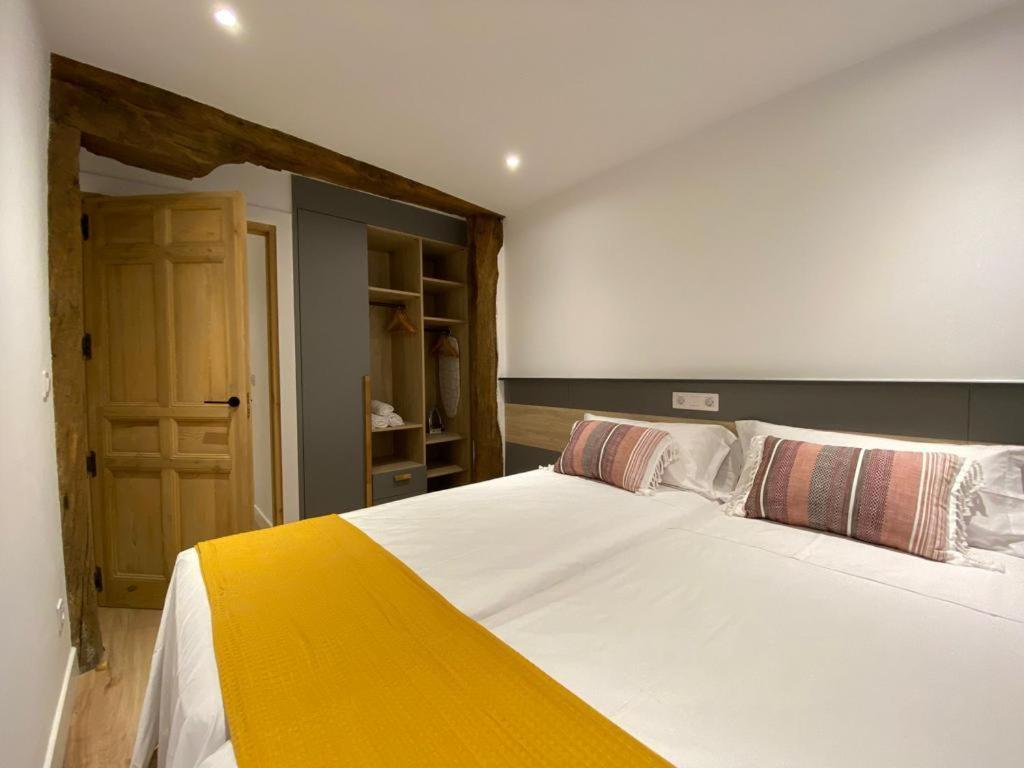 Apartamento Deluxe Casco Viejo Bilbao Esterno foto